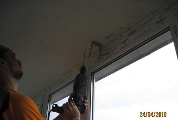 Încălzirea balconului cu finisarea ulterioară cu panouri din PVC