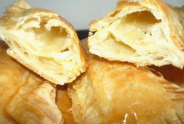 Puff pastry cheese layers
