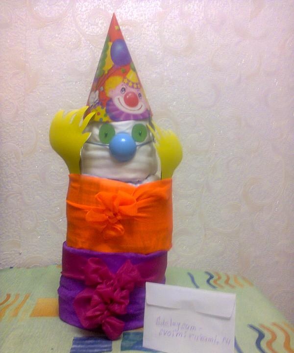 Clown from disposable diapers