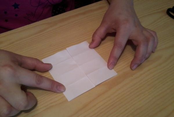 Cube - một biến thế từ giấy