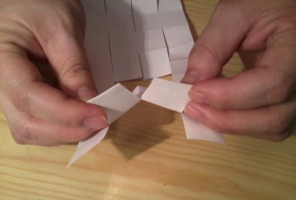Cube - pengubah dari kertas