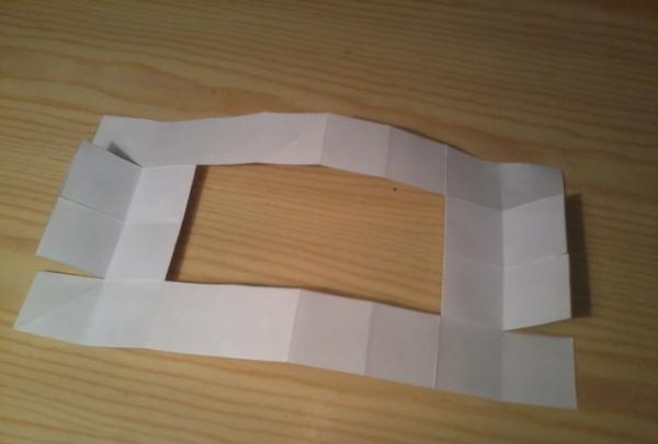 Kocka - transformator od papira