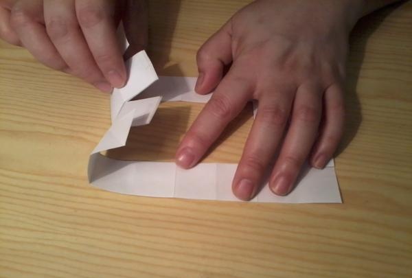 Cube - ένας μετασχηματιστής από χαρτί