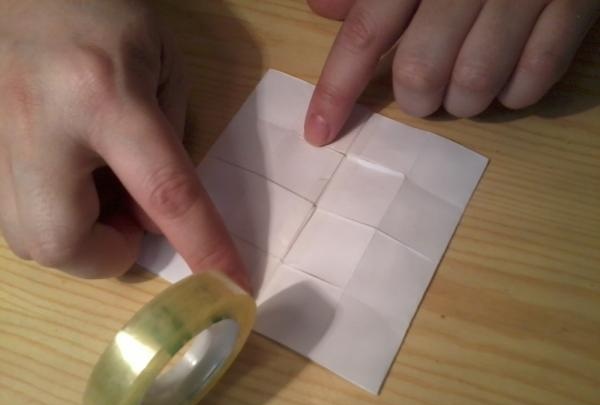 Куб - трансформатор от хартия