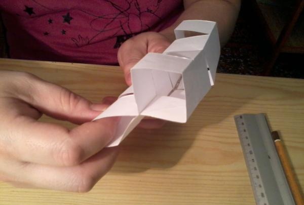 Kocka - transformátor z papiera