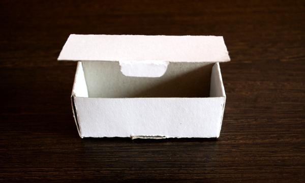 Универсална картонена кутия