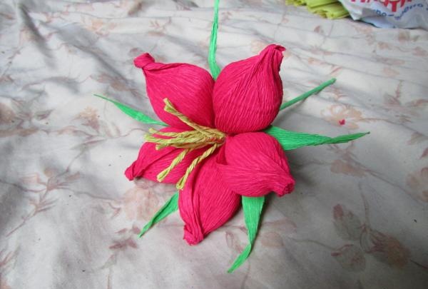 corrugated paper flower