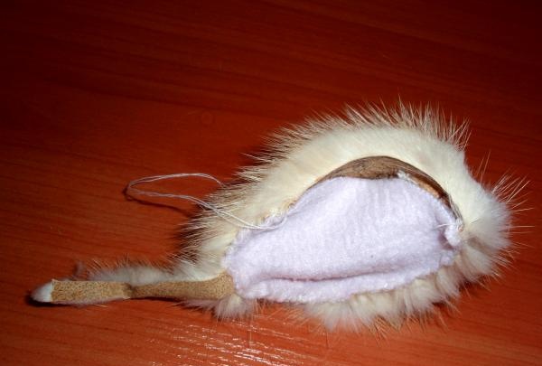 Mouse giocattolo in pelliccia per gatto