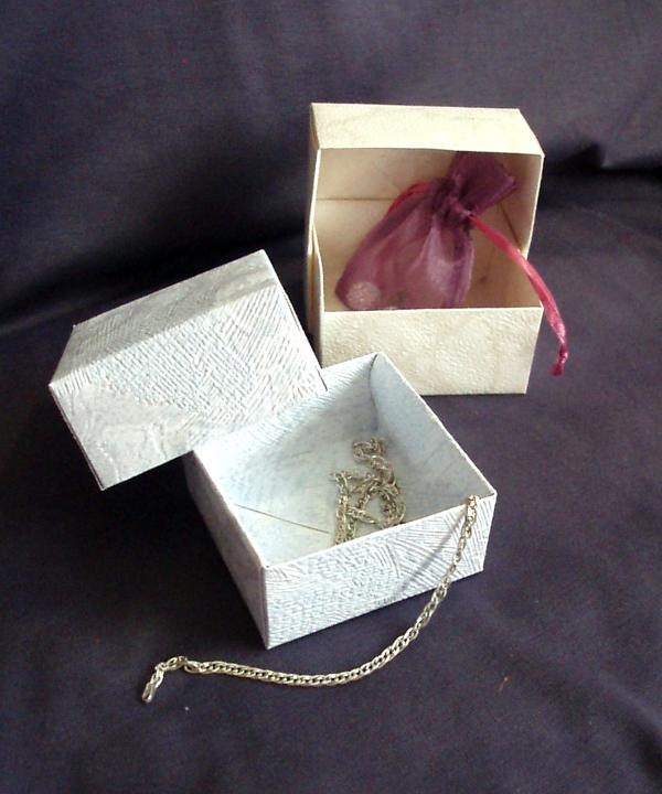 Elegantná darčeková krabička