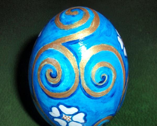 Pictarea unui ou de lemn