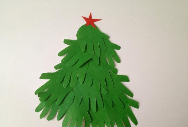 Jak vyrobit vánoční strom z papíru