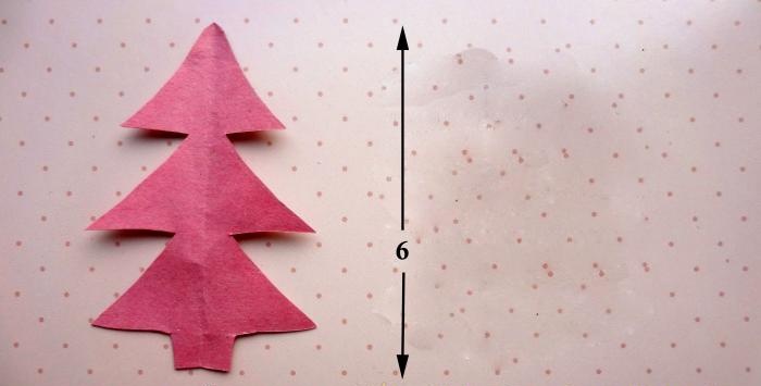 Pokok Krismas dipotong daripada kertas