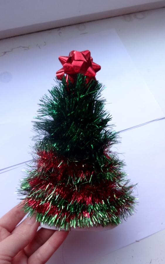 Vánoční strom z pozlátko