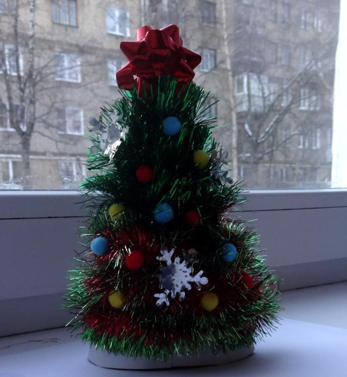 Vánoční strom z pozlátko