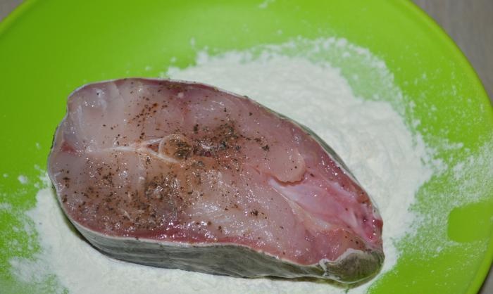 Bagaimana menggoreng ikan keli dengan nikmat