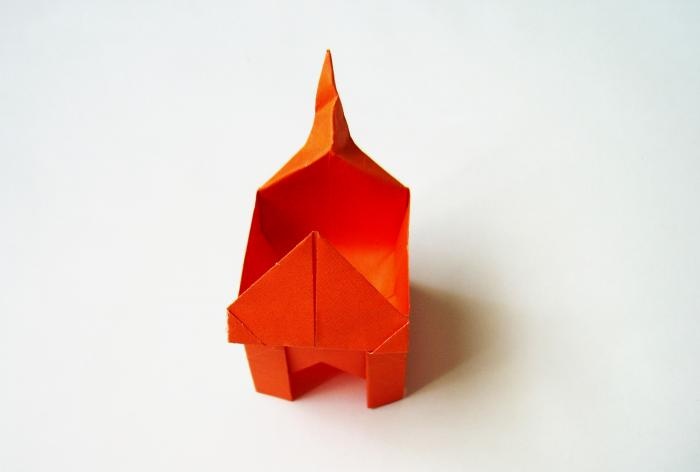 Caja de papel origami en forma de gato