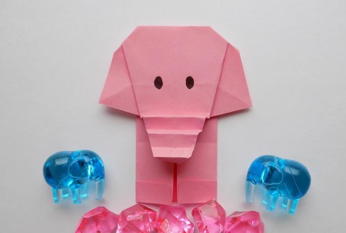 Hvordan man laver en origami elefant