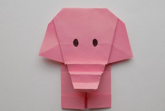 Hvordan man laver en origami elefant