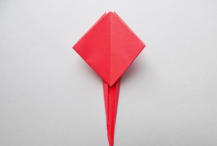 Πώς να κάνετε cobra στην τεχνική origami