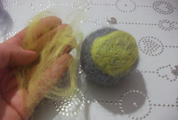 aggiungiamo lana gialla