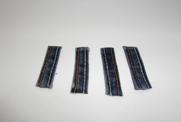  Cut off the belt of old jeans