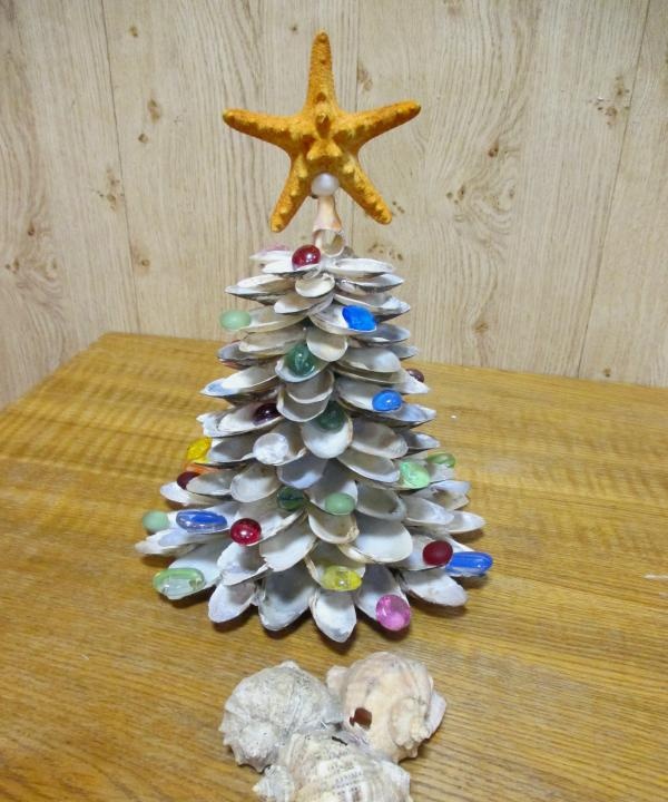 Vianočný strom zo škrupín