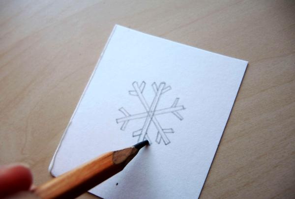 disegnando un fiocco di neve