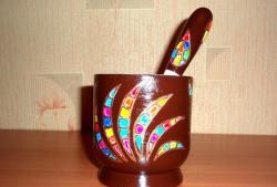 Mortar and pestle painting with mosaic pattern