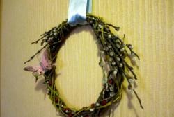 Decorative wreath for Easter