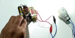 L'inverter più semplice 1,5 V - 220 V