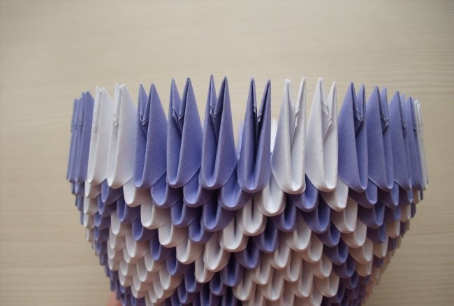 Origami triangular modules vase