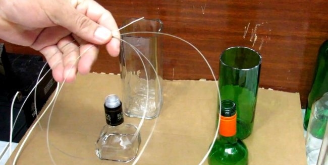 Kuinka leikata lasipullo