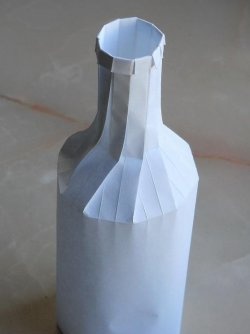 Bottiglia di carta
