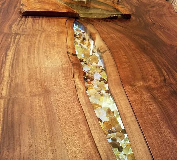 Tavolo e panca in legno massello
