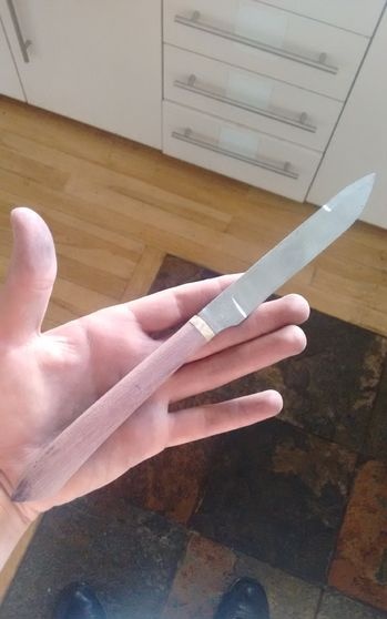 Jednoduchý nůž na pilníky