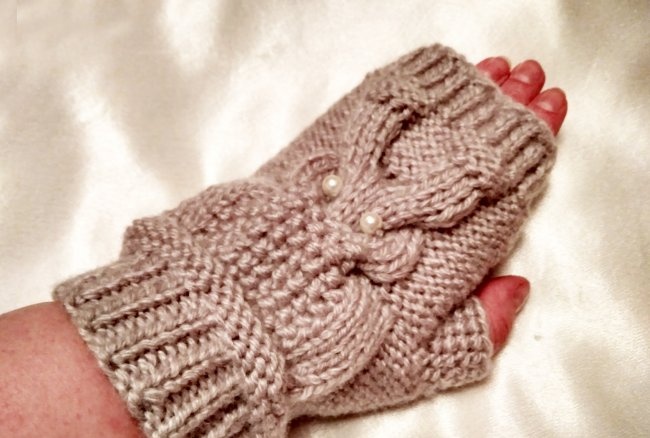 Cum să tricotăm mănuși cu un model de bufniță