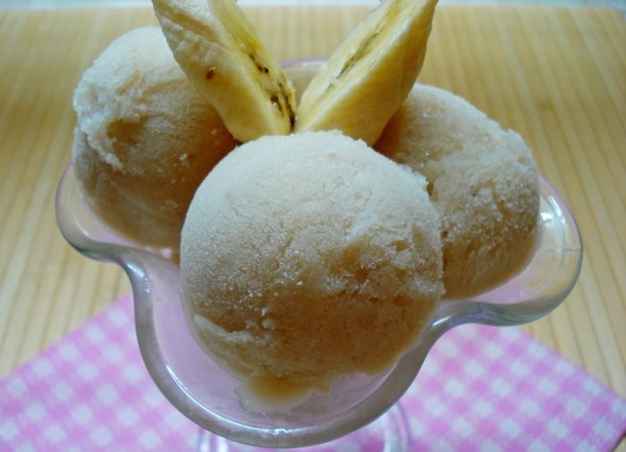 Zmrzlina z banánov Kefir