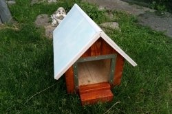 Do-it-yourself doghouse