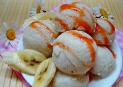 Kefīra banānu saldējums