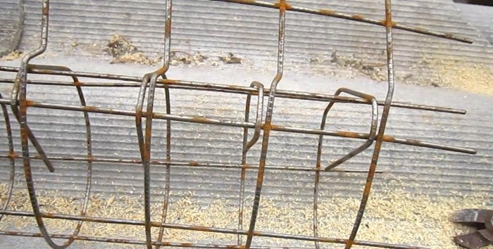 Kako vlastitim rukama napraviti armirano-betonski stup za pročišćavajuću ogradu