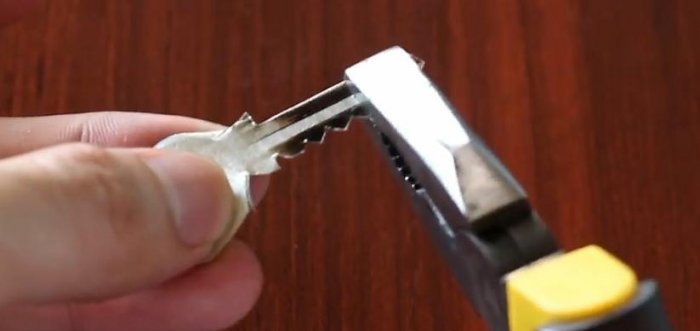 Kā 15 minūtēs izveidot atslēgas dublikātu