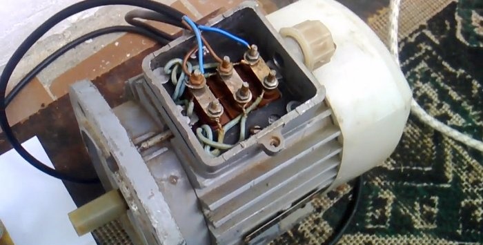 Štartovanie trojfázového motora z jednofázovej siete bez kondenzátora