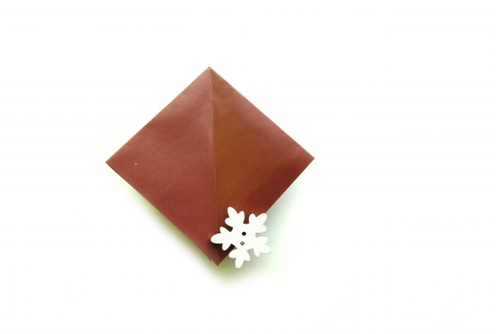 Kuinka tehdä joulukuusi origami-tekniikalla