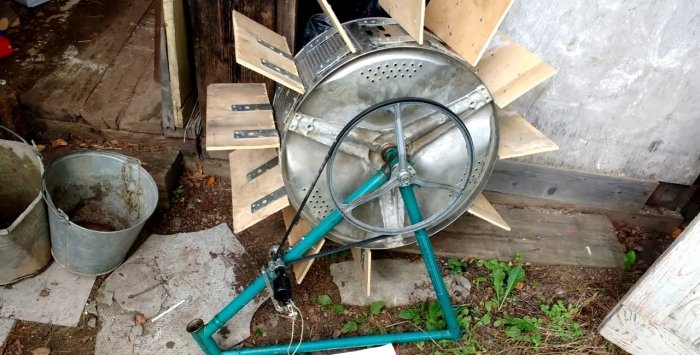 Homemade hydroelectric power station from an old washing machine