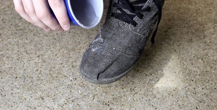 Kā auduma apavus padarīt ūdensnecaurlaidīgus
