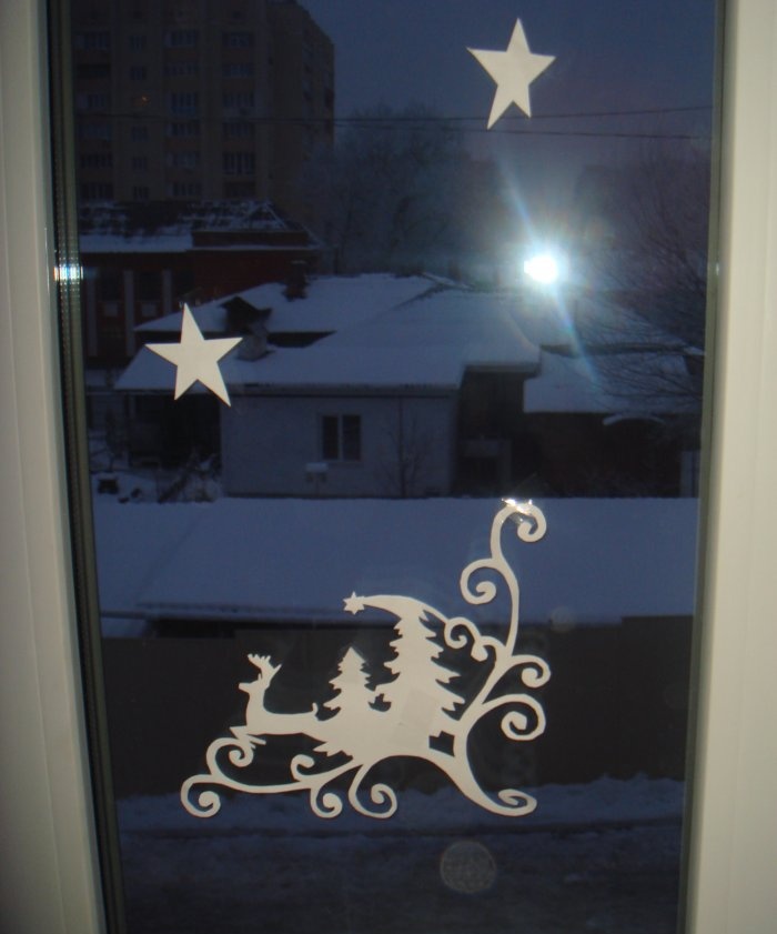 Naujųjų metų langų dekoras