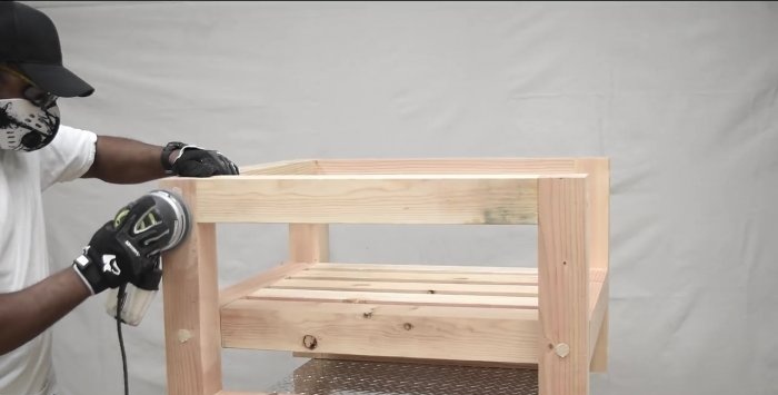 איך להכין כיסא קוטג 'מודרני במו ידיכם