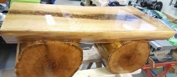 Original benk laget av tre