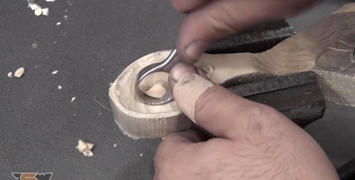Výroba řezačky dřeva z klíče