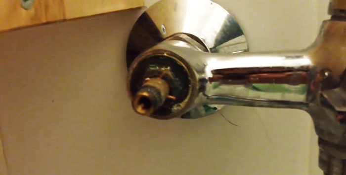 Vòi nhỏ giọt làm thế nào để loại bỏ nước rò rỉ